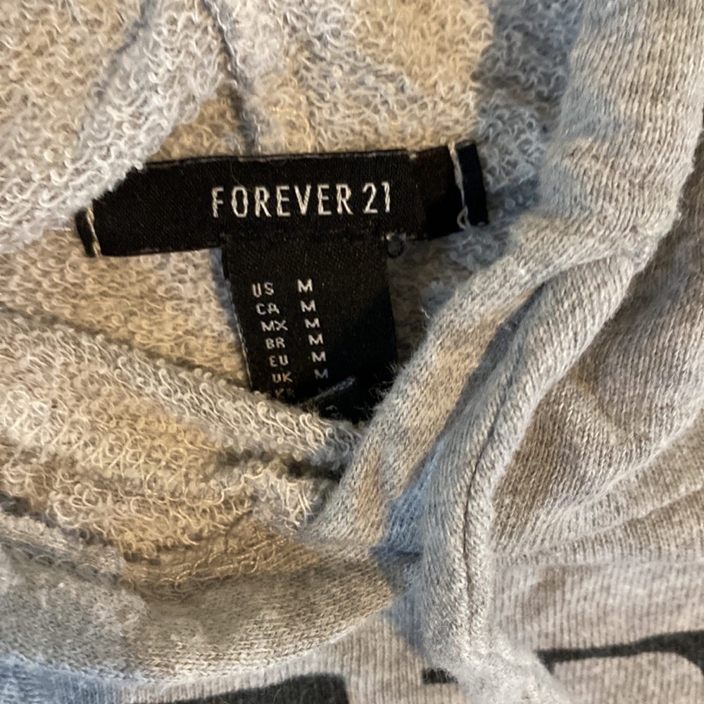 Forever 21 - Picture 2 of 2